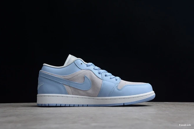 1 804 (W) Jordan University TopPick Blue Low DC0774- 0607